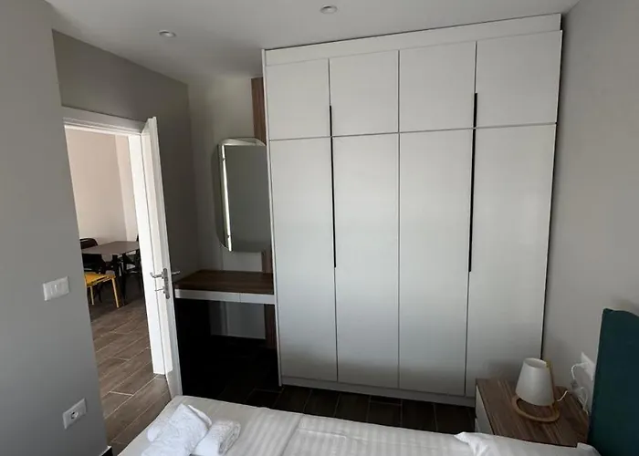 Sandy Vibes Hotel apartamentowy Durrës