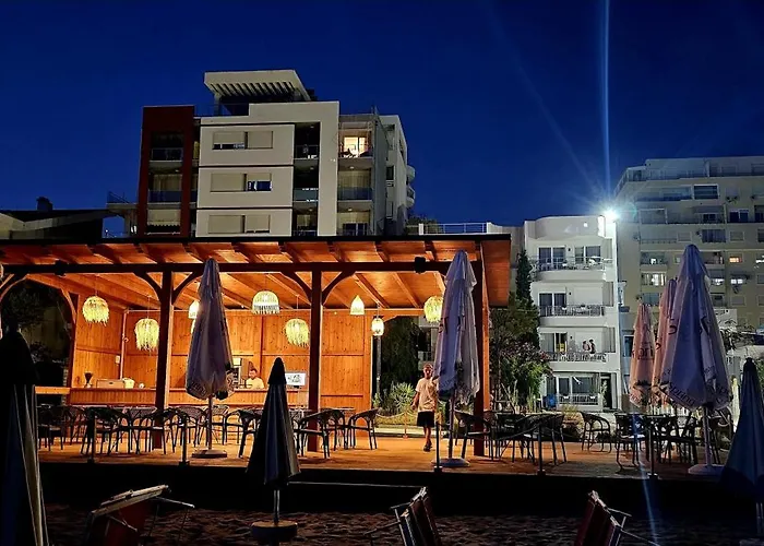 Hotel apartamentowy Sandy Vibes